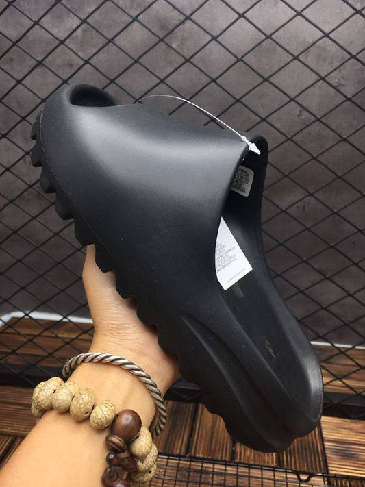 YEZZY SLIDE Onyx