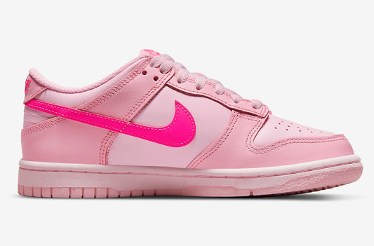 Nike Dunk Low Triple Pink