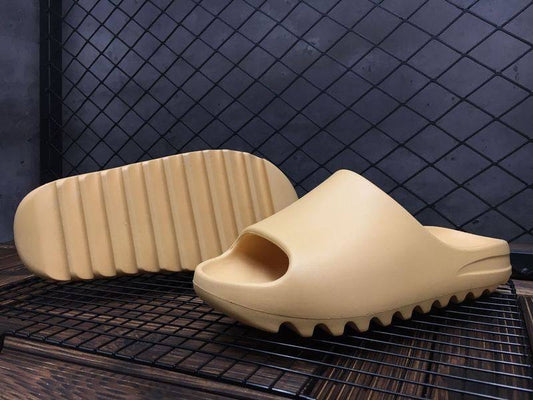 YEZZY SLIDE Pure