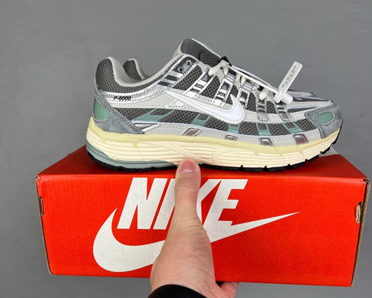 NIKE P-6000