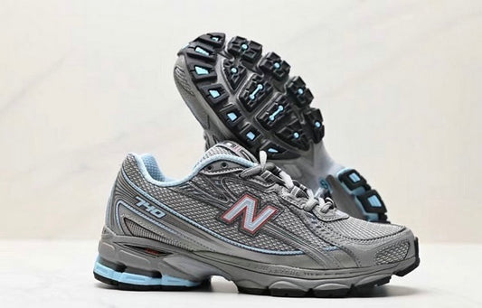 NEW BALANCE 740