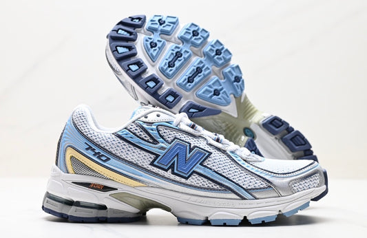 NEW BALANCE 740