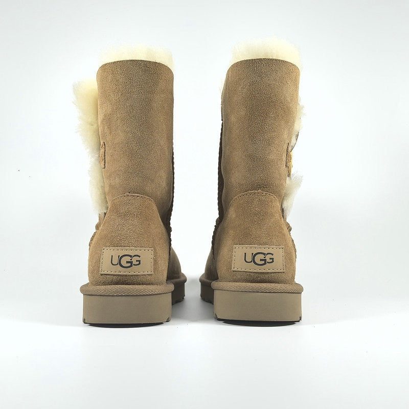 UGG Bailey Button II