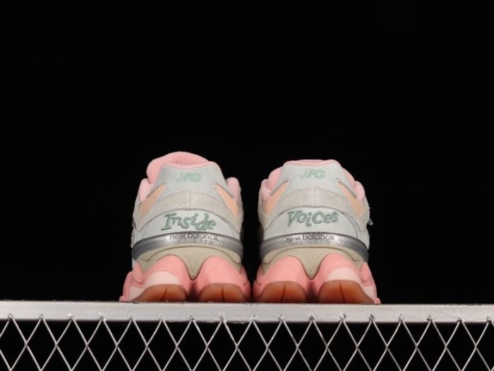 NEW BALANCE 9060