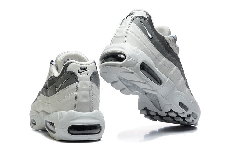 NIKE Air Max 95