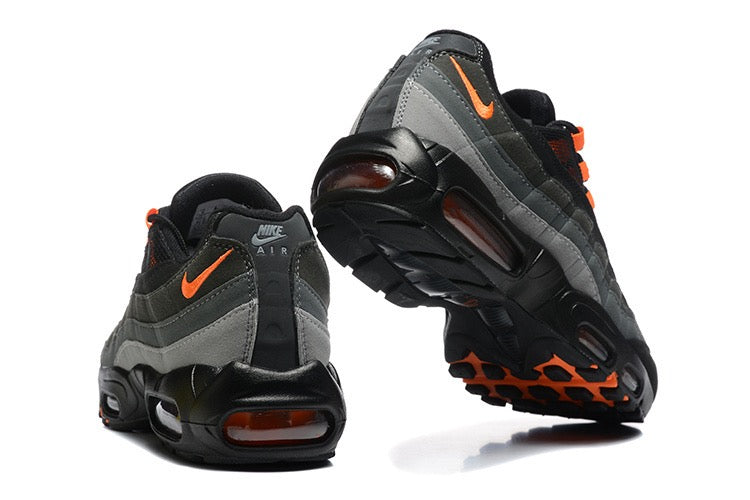 NIKE Air Max 95