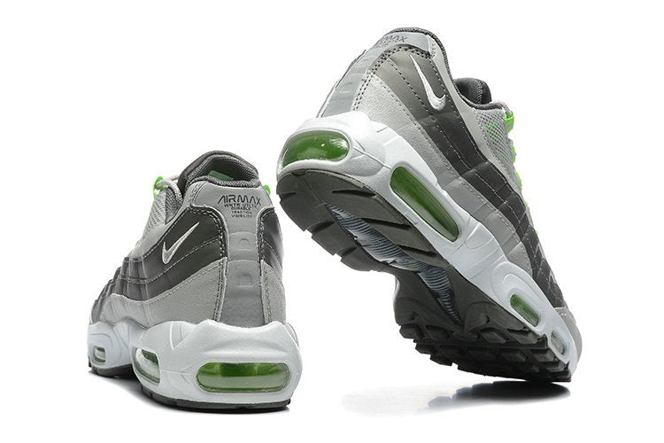 NIKE Air Max 95