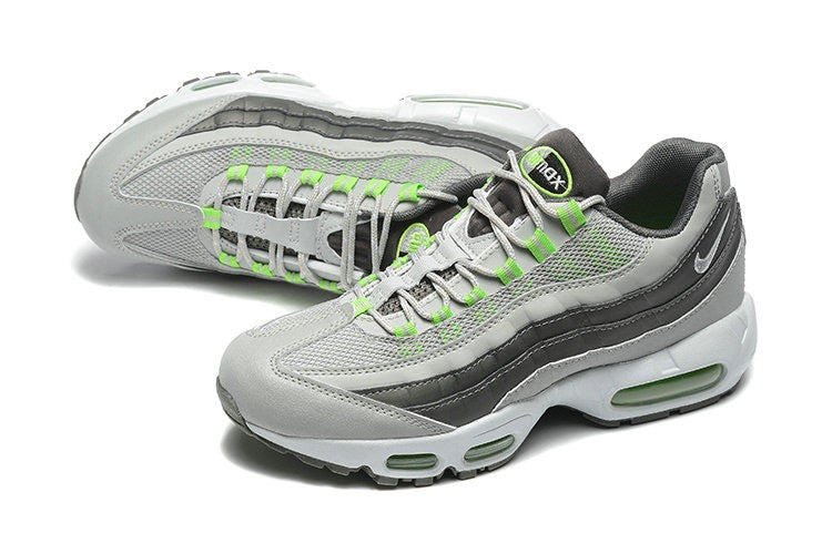 NIKE Air Max 95