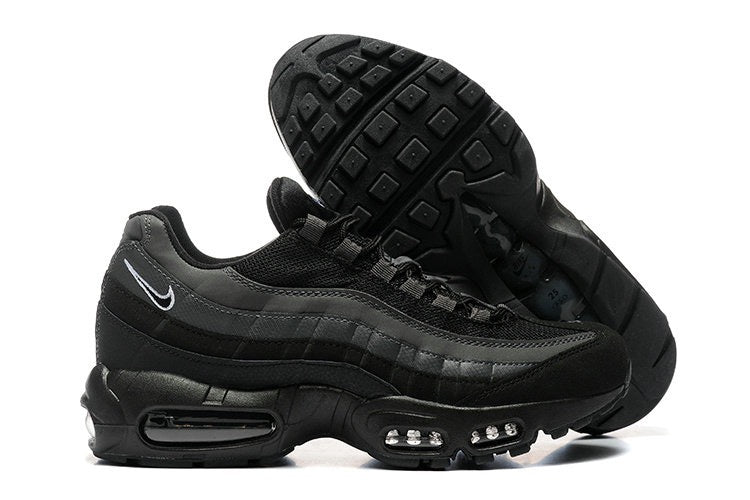 NIKE Air Max 95