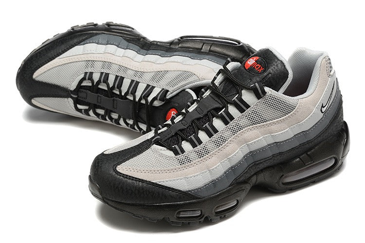 NIKE Air Max 95