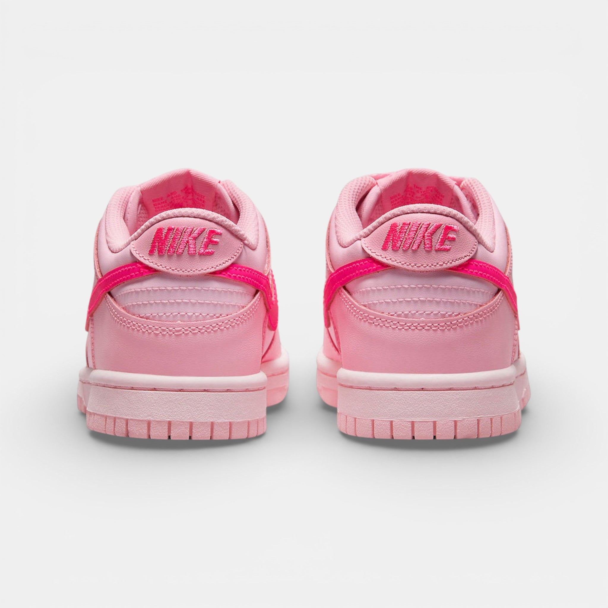 Nike Dunk Low Triple Pink