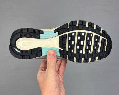 NIKE P-6000