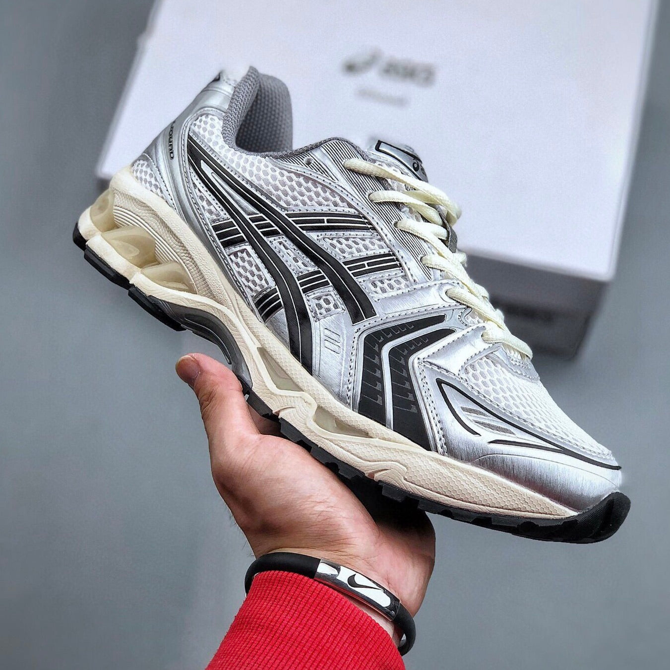 ASICS Gel-Kayano 14