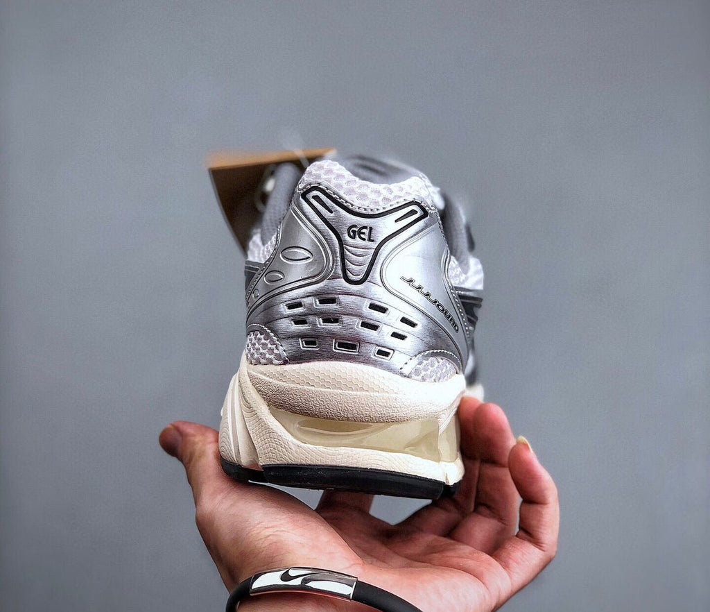 ASICS Gel-Kayano 14