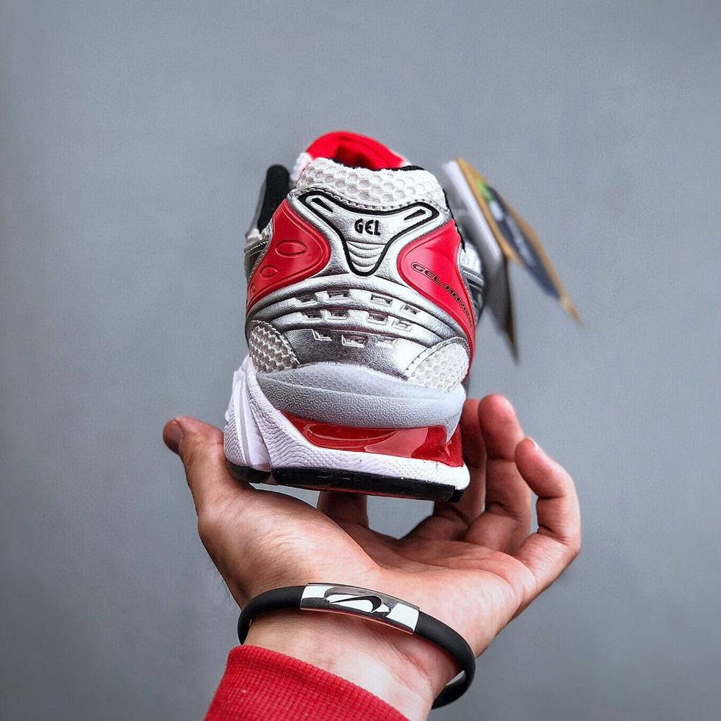 ASICS Gel-Kayano 14