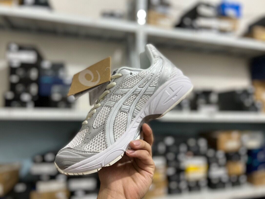 ASICS Gel-Kayano 14