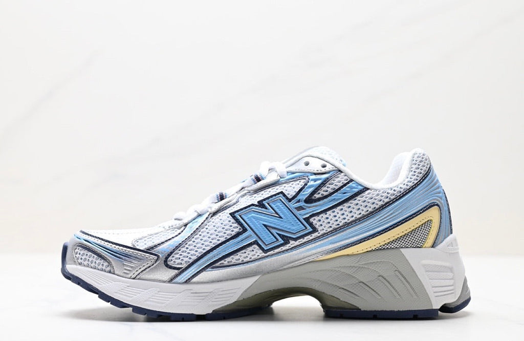 NEW BALANCE 740